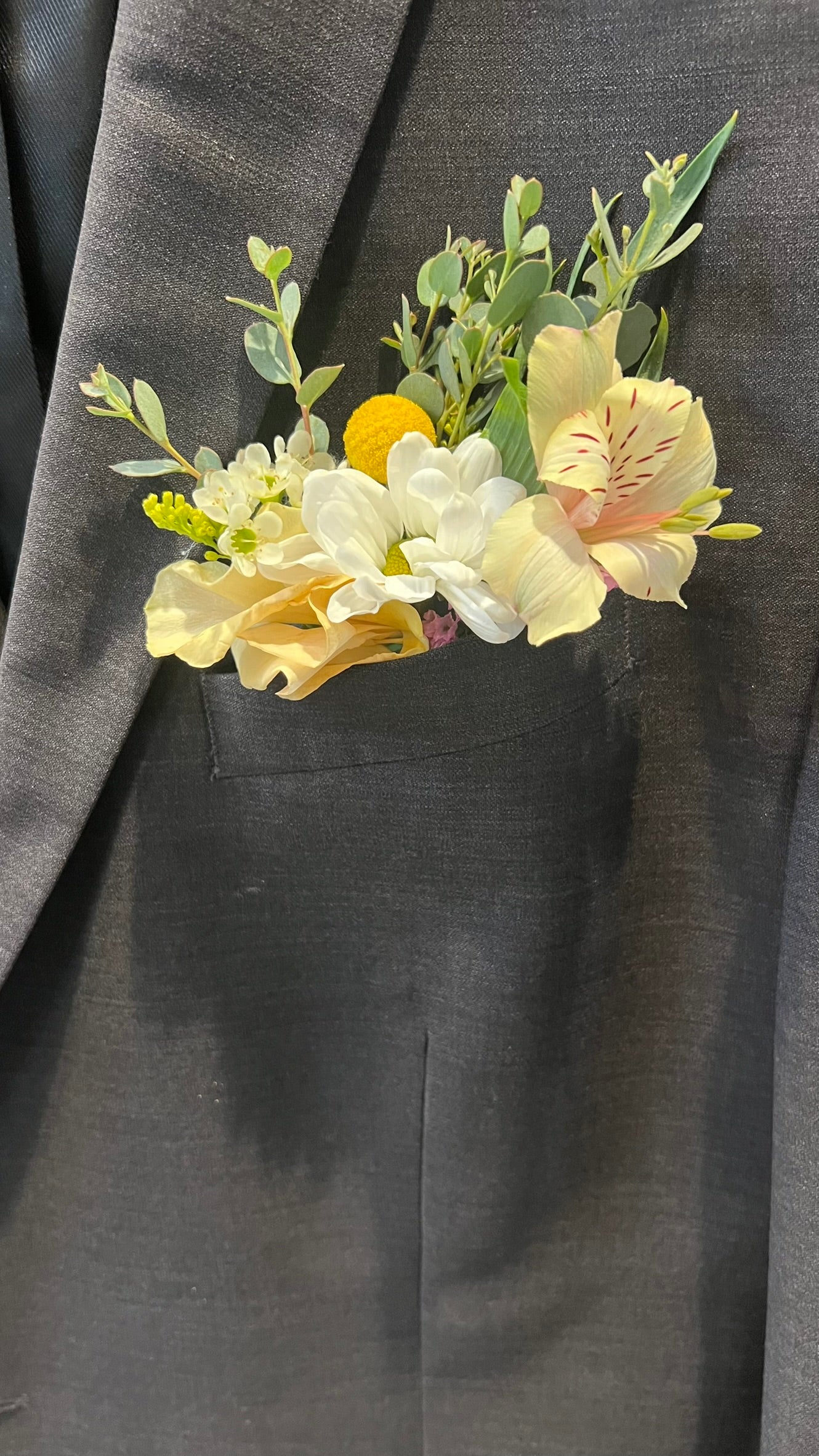Pocket Square Style Boutonniere